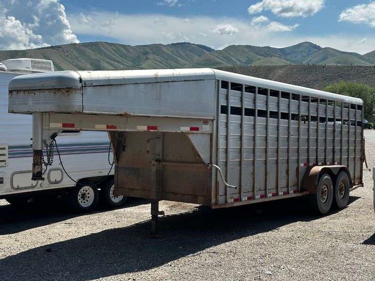 1998 Featherlite Stock Trailer Prime Time Auctions, Inc.