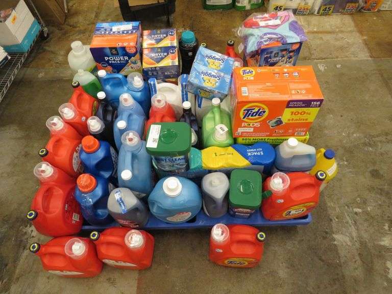 Pallet Of Cleaning Supplies Members Mark Power Pacs Members Mark