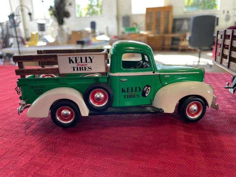 3) Kelly Tires Model Cars Prime Time Auctions, Inc.