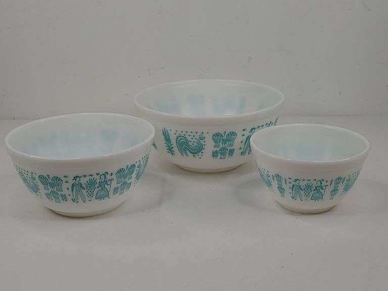 Pyrex, Mixing Bowls Colorado Premier Realty & Auction Services