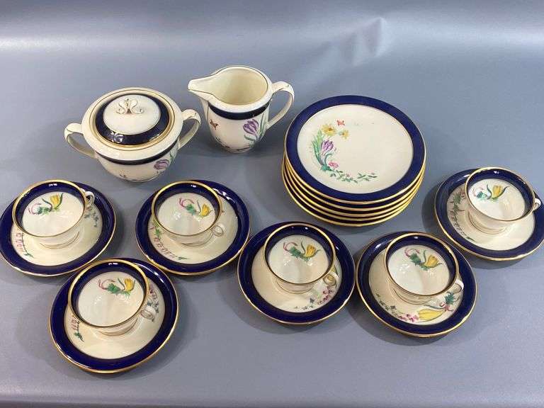 Margarete Hutschenreuther Hohenberg Bavaria Germany US Zone Tea Set, 6