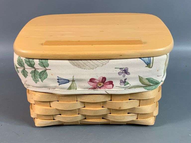 Longaberger Recipe Basket with Lid, Liner and Protector with Recipe