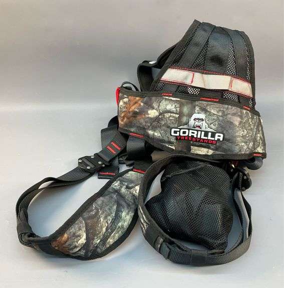 Gorilla Tree Stand Safety Harness, Per Consignor Never Been Used