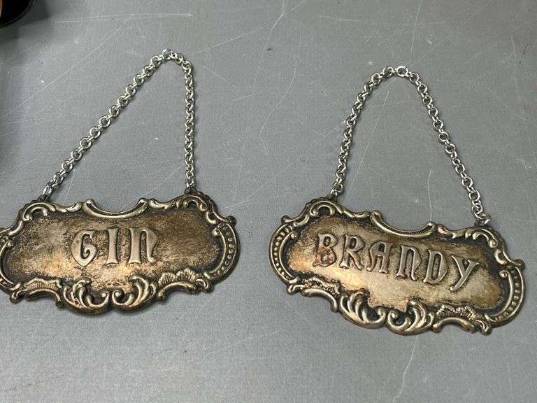 Wine Bottle Opener, 2 Wine Stoppers, and 2 Metal Labels for Gin and