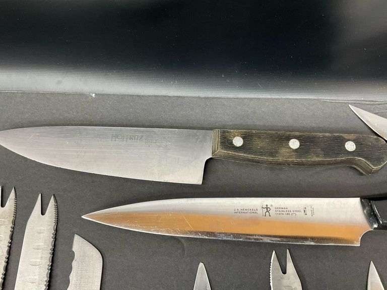 Assorted Kitchen Knives (18), Includes J. A. Henckels, Sabatier