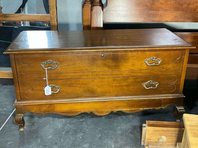 Virginia Maid by Lane Cedar Chest with Small Drawer on Bottom, Measures