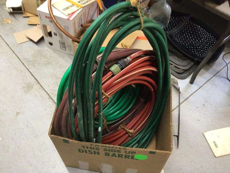 4 GARDEN HOSES Currie Auction Service