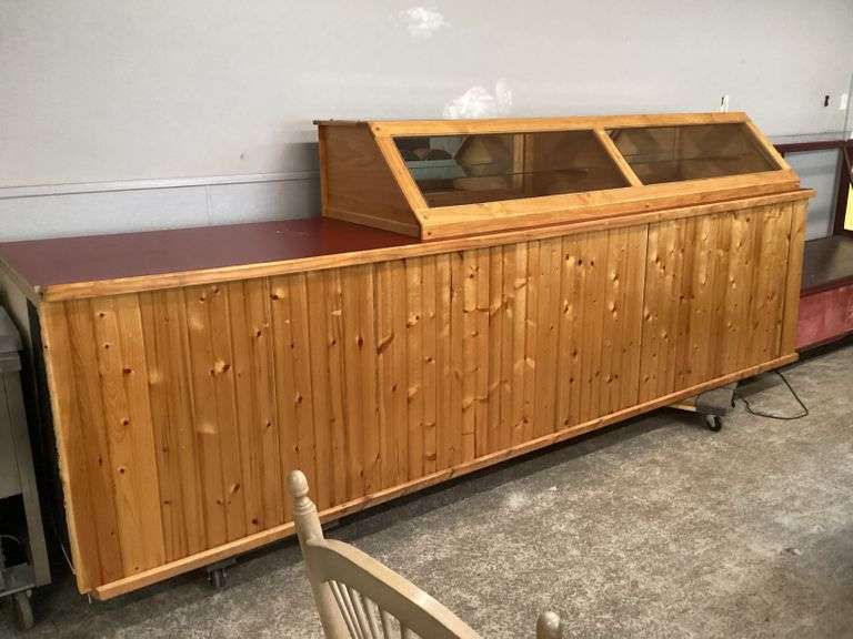 KNOTTY PINE STORE COUNTER / DISPLAY Currie Auction Service