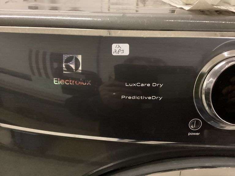 ELECTROLUX GAS DRYER Currie Auction Service