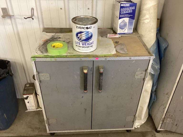 STORAGE W/ AUTO BODY SUPPLIES Currie Auction Service