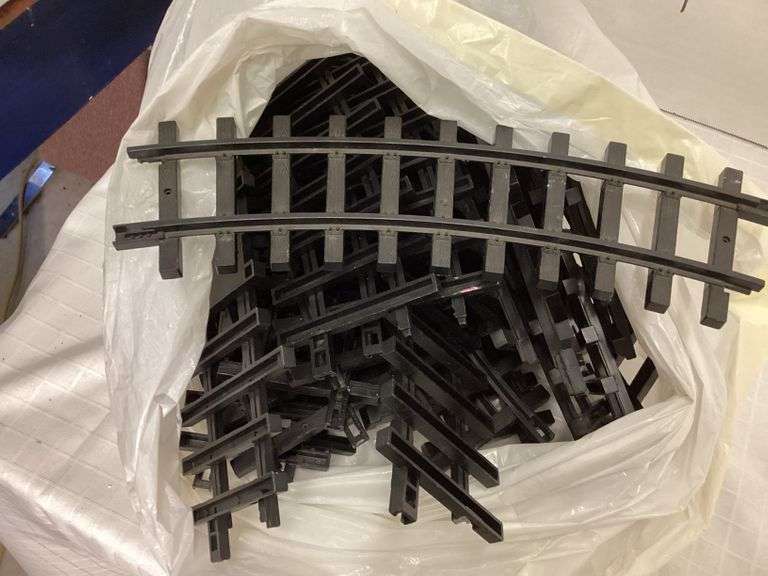 TRAIN TRACK SET Currie Auction Service