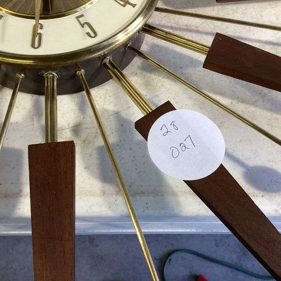 MID CENTURY MODERN STARBURST ATOMIC WALL CLOCK BRASS Currie Auction