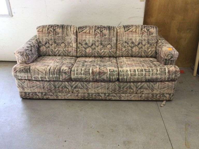 HIDEABED COUCH Currie Auction Service