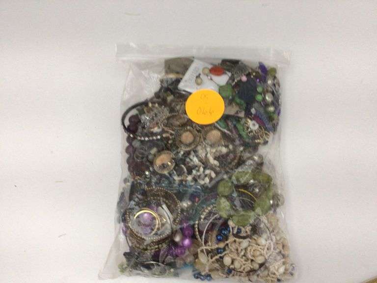 LARGE BAG COSTUME JEWELRY Currie Auction Service