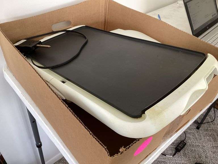 PRESTO ELECTRIC GRIDDLE AND INDOOR GRILLMATE Currie Auction Service