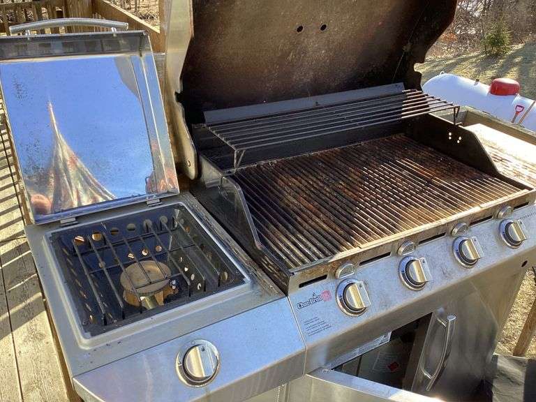 CHARBROIL GAS GRILL Currie Auction Service