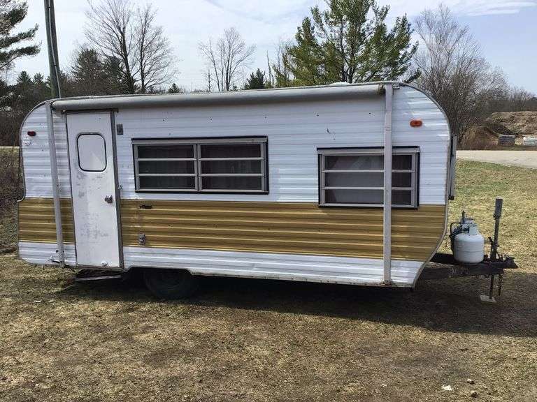 1968 COACHMAN TRAILER COACH CAMPER Currie Auction Service