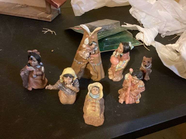 NATIVE AMERICAN NATIVITY SET AND WOODEN NATIVITY SET Currie Auction