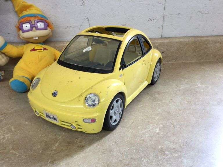 RUGRATS AND DIEGO STUFFED DOLLS AND BARBIE CAR Currie Auction Service