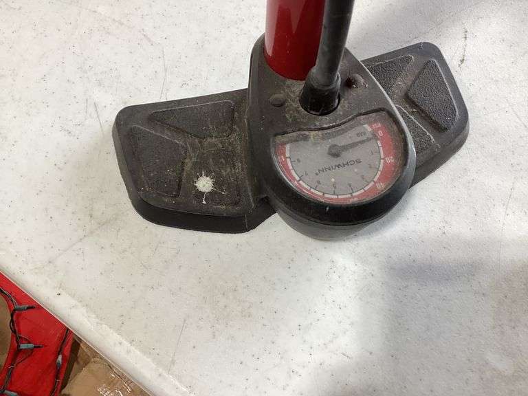 SCHWINN TIRE PUMP Currie Auction Service