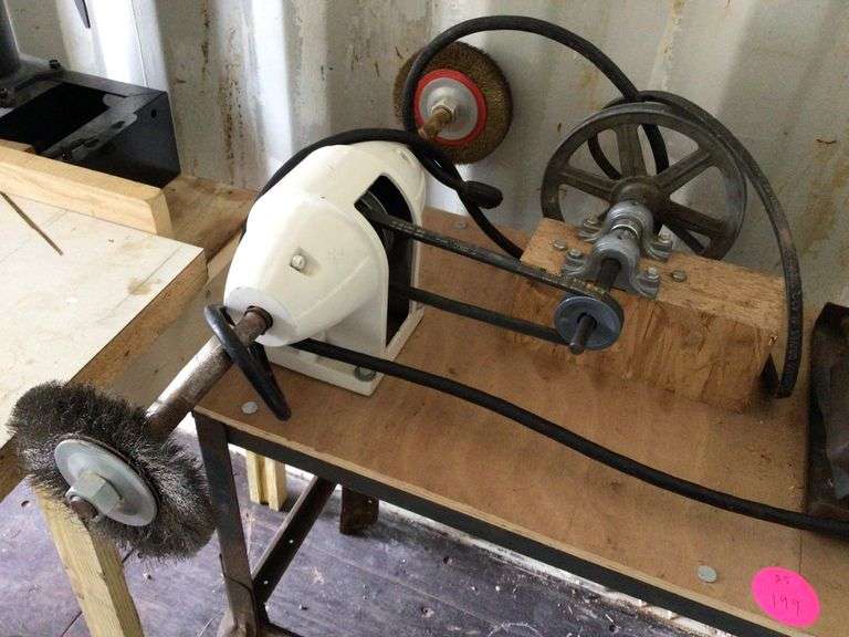 SHOP FOX BUFFING ASSEMBLY WITH CRAFTSMAN 3/4 HORSE ELECTRIC MOTOR ON