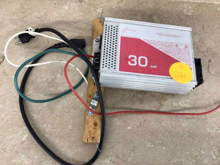 12 VOLT 30AMP CAMPER POWER SUPPLY Currie Auction Service