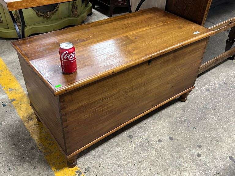 Antique dovetailed farmhouse blanket chest Dixon's Auction at Crumpton