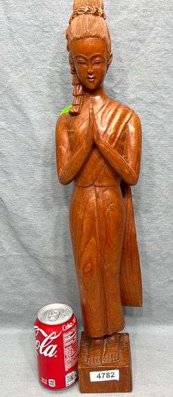 Ethnographic carved wood sculpture - Dixon's Auction at Crumpton
