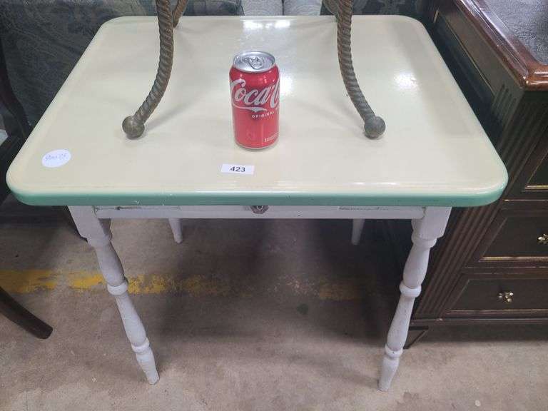 Vintage porcelain top table Dixon's Auction at Crumpton