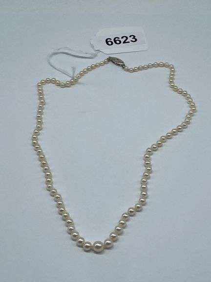 14kt Gold Clasp Pearl Necklace
