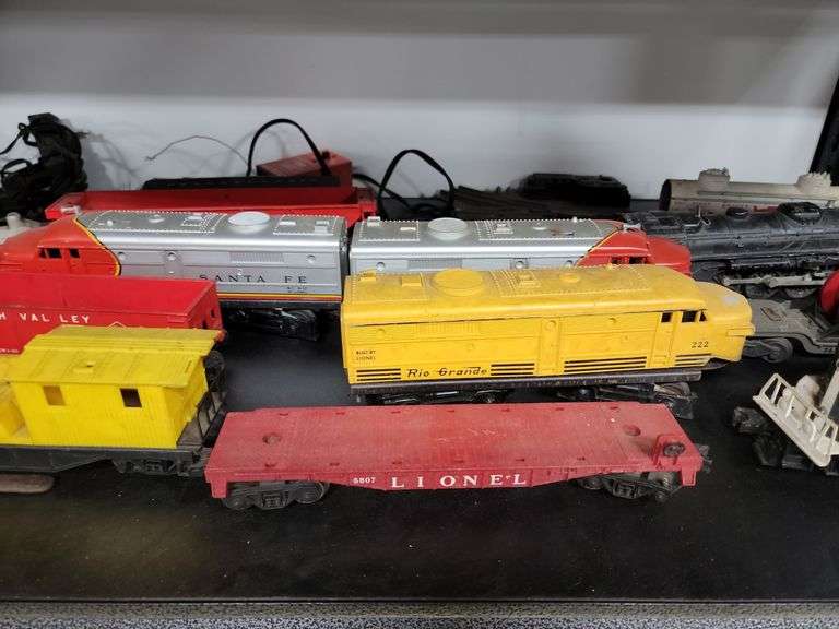 Lot Vintage Model Railroad Trains Lionel etc Dixon's Auction at Crumpton