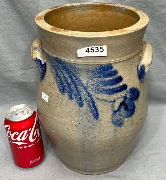 Antique blue decorated stoneware crock Dixon's Auction at Crumpton