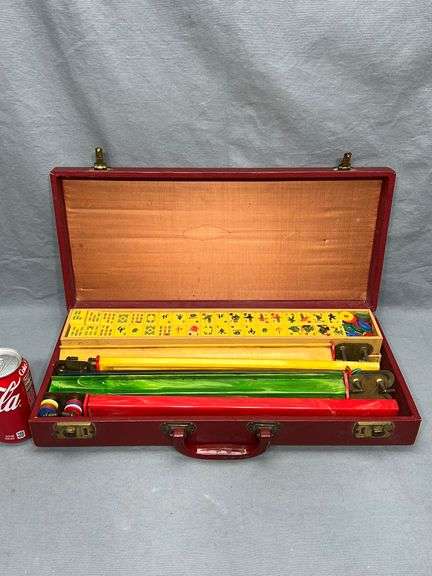 A Vintage Chinese Mahjong Set complete in case