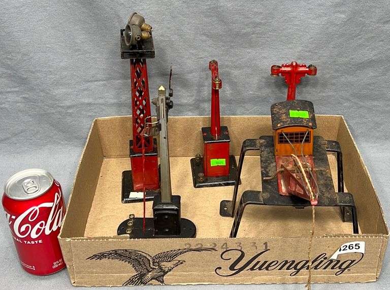 Lot vintage model train accessories Dixon's Auction at Crumpton