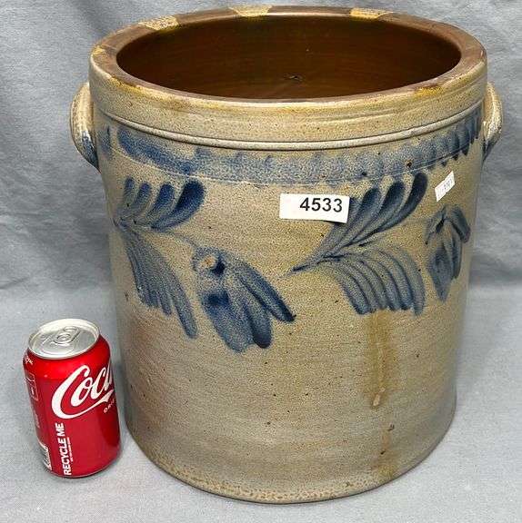 Antique blue decorated stoneware crock Dixon's Auction at Crumpton