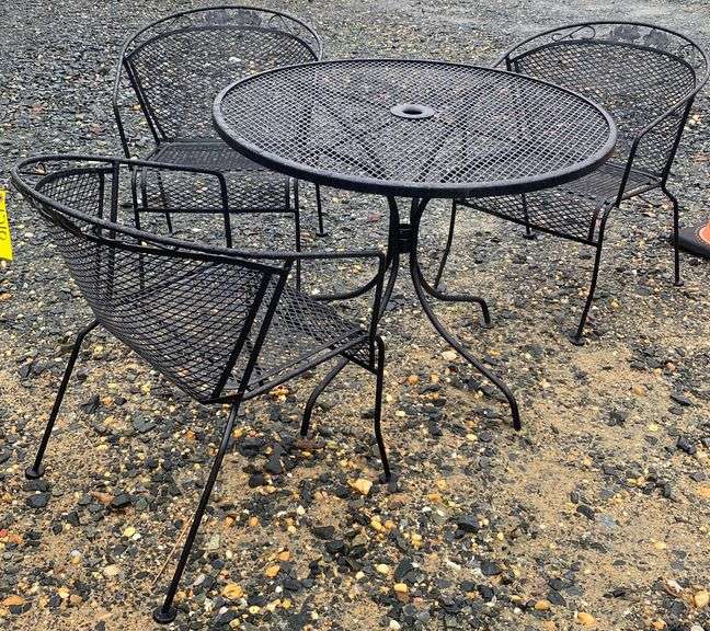 4pc wrought iron patio set Dixon's Auction at Crumpton