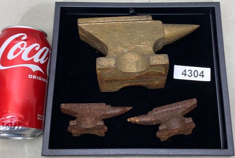 3 Antique cast iron jewelers anvils Dixon's Auction at Crumpton