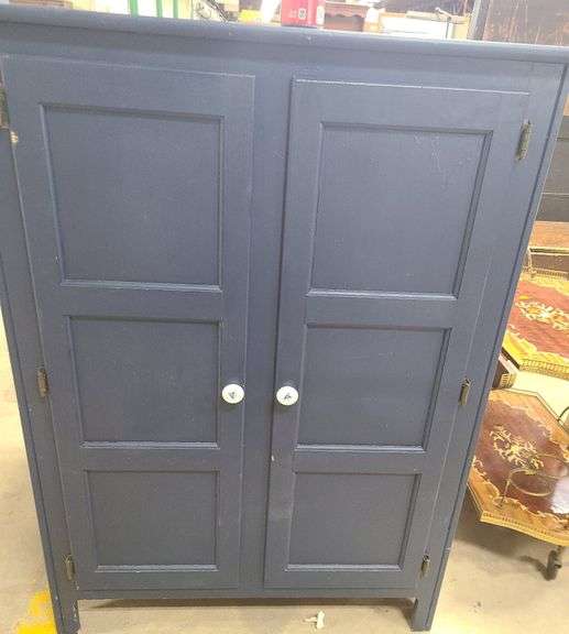 Rustic painted farmhouse cupboard Dixon's Auction at Crumpton