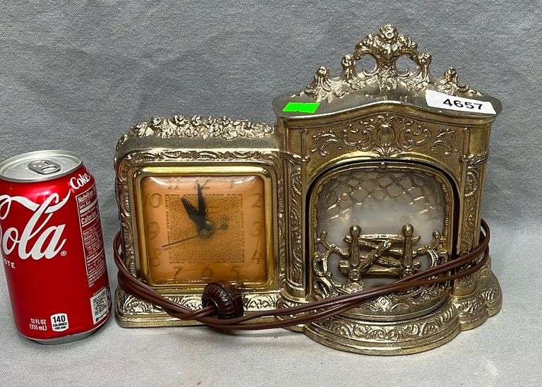 Vintage United Clock Co. lighted clock Dixon's Auction at Crumpton