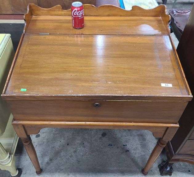 Antique schoolmaster's desk Dixon's Auction at Crumpton