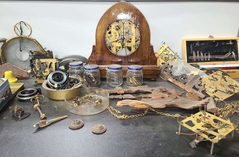 Lot Vintage / Antique Clock Parts Dixon's Auction at Crumpton