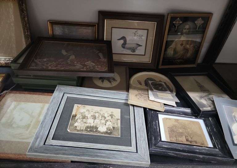 Lot Antique Photographs Dixon's Auction at Crumpton