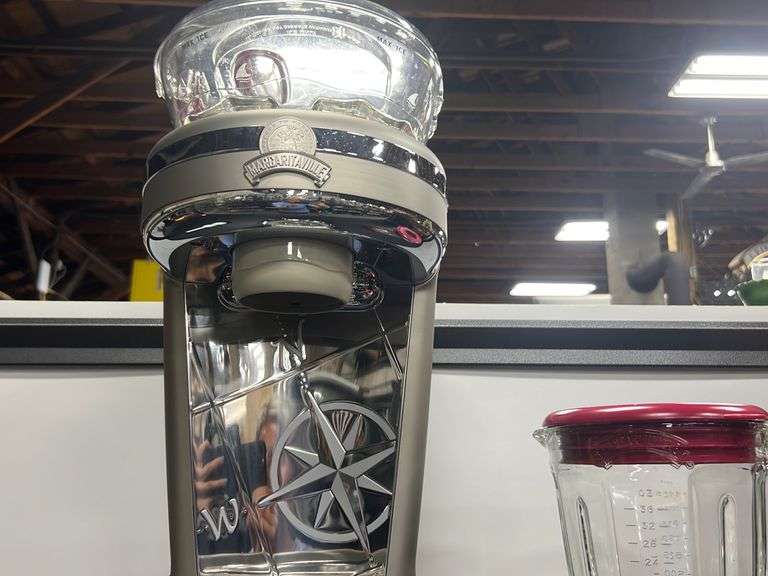 Margaritaville Mixer Dixon's Auction at Crumpton