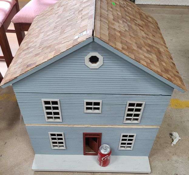 Dollhouse with accessories Dixon's Auction at Crumpton