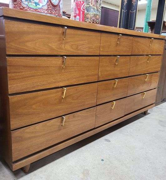 Johnson Carper MCM triple dresser Dixon's Auction at Crumpton
