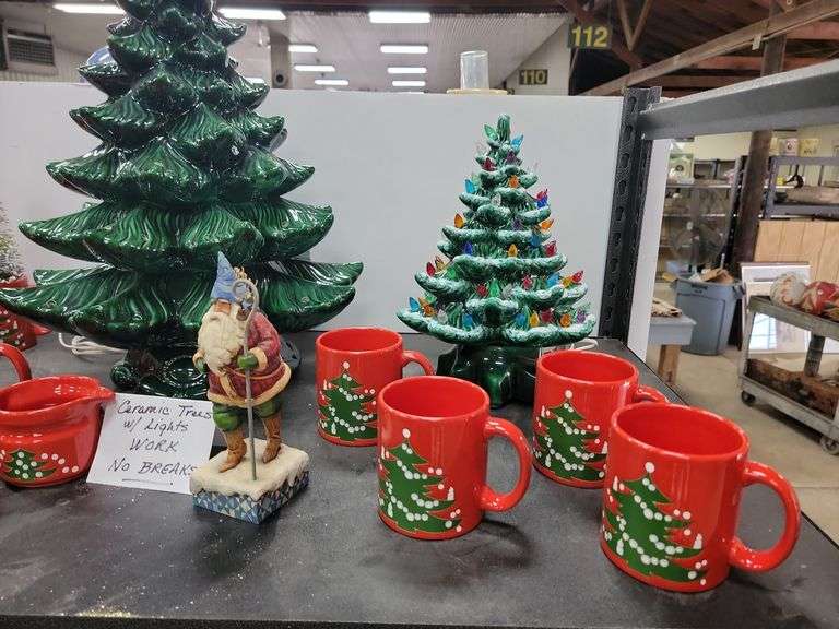 Lot Ceramic Christmas Trees, Mugs etc Dixon's Auction at Crumpton