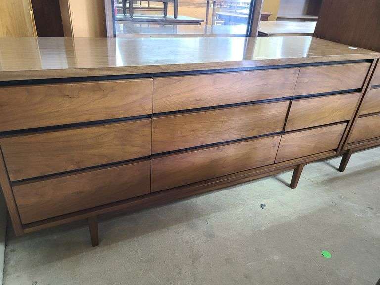 Stanley MCM triple dresser with laminate top and mirror, super clean