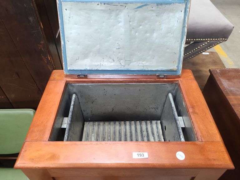 Reproduction Ice Box Dixon's Auction at Crumpton