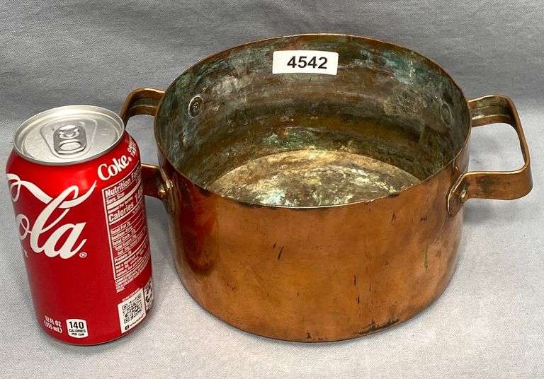 Antique Copper Pot Dixon's Auction at Crumpton