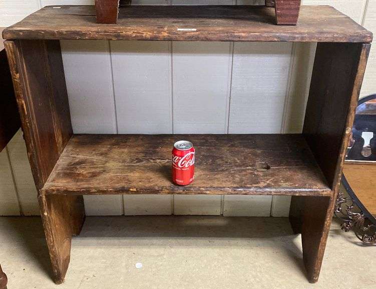 Antique Primitive Farmhouse Bucket Bench Dixon's Auction at Crumpton